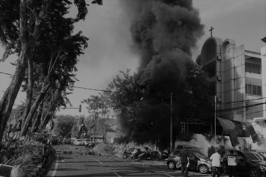 Bombenanschläge auf Kirchen in Surabaya